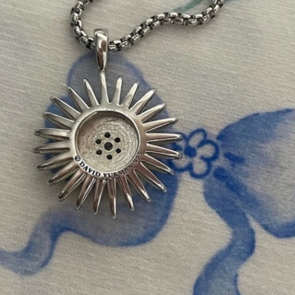David Yurman Silver Starburst Necklace - Picture 6 of 6